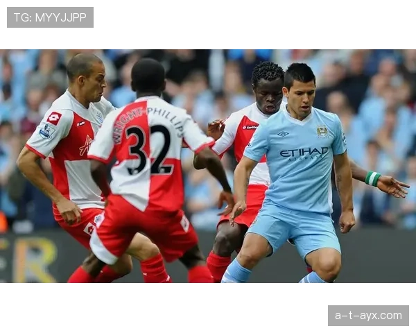 布莱克本球迷热情助阵，新赛季表现备受期待