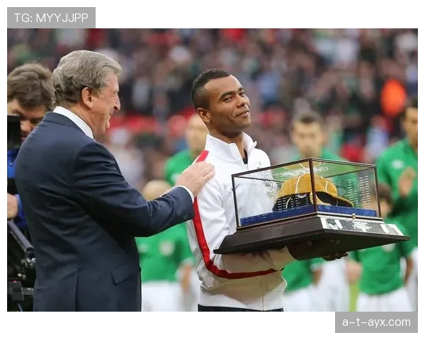 阿什利扬状态回暖,足球价值飙升引多家俱乐部争相关注 阿什利扬状态回暖,足球价值飙升引多家俱乐部争相关注