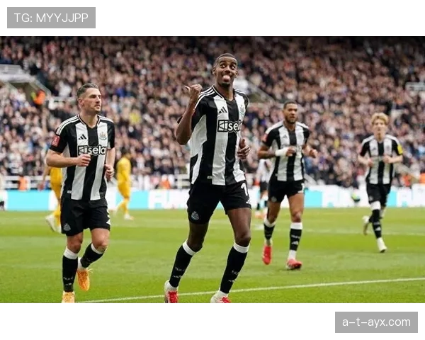 伊萨克灵活跑动建功,助球队锁定关键胜利 伊萨克灵活跑动建功,助球队锁定关键胜利